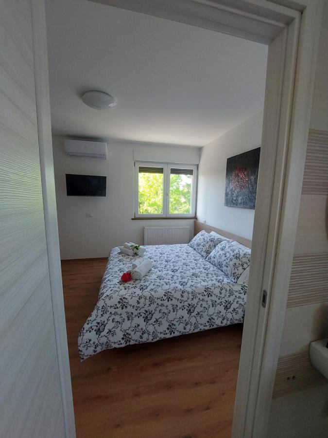 Locanda Rossa Otel Romans di Varmo Dış mekan fotoğraf